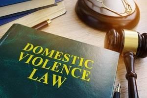 Rolling Meadows, IL criminal defense attorney domestic battery